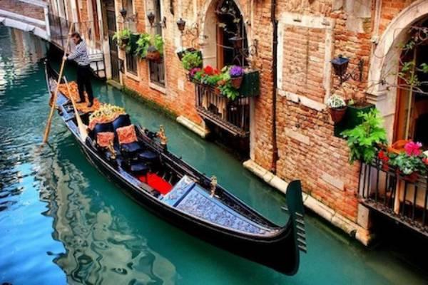 Найвідоміший символ Венеції у світі?